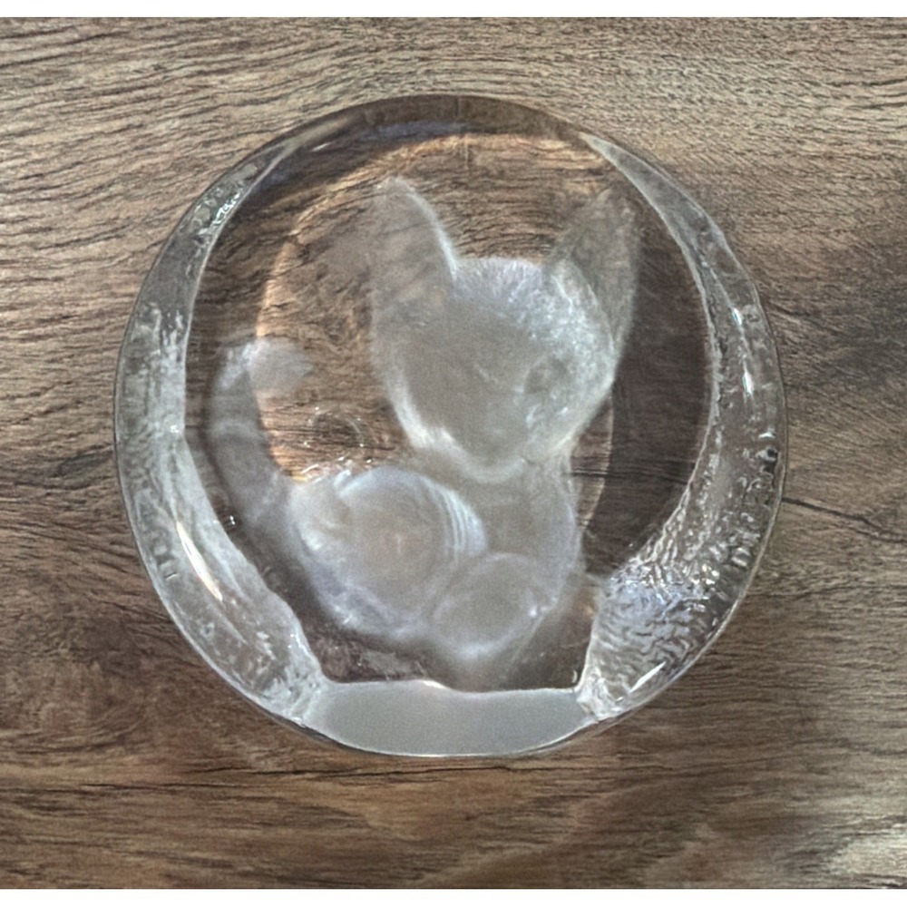 Vintage 90s Crystal Paperweight Cat Kitten Playing with Yarn Etching